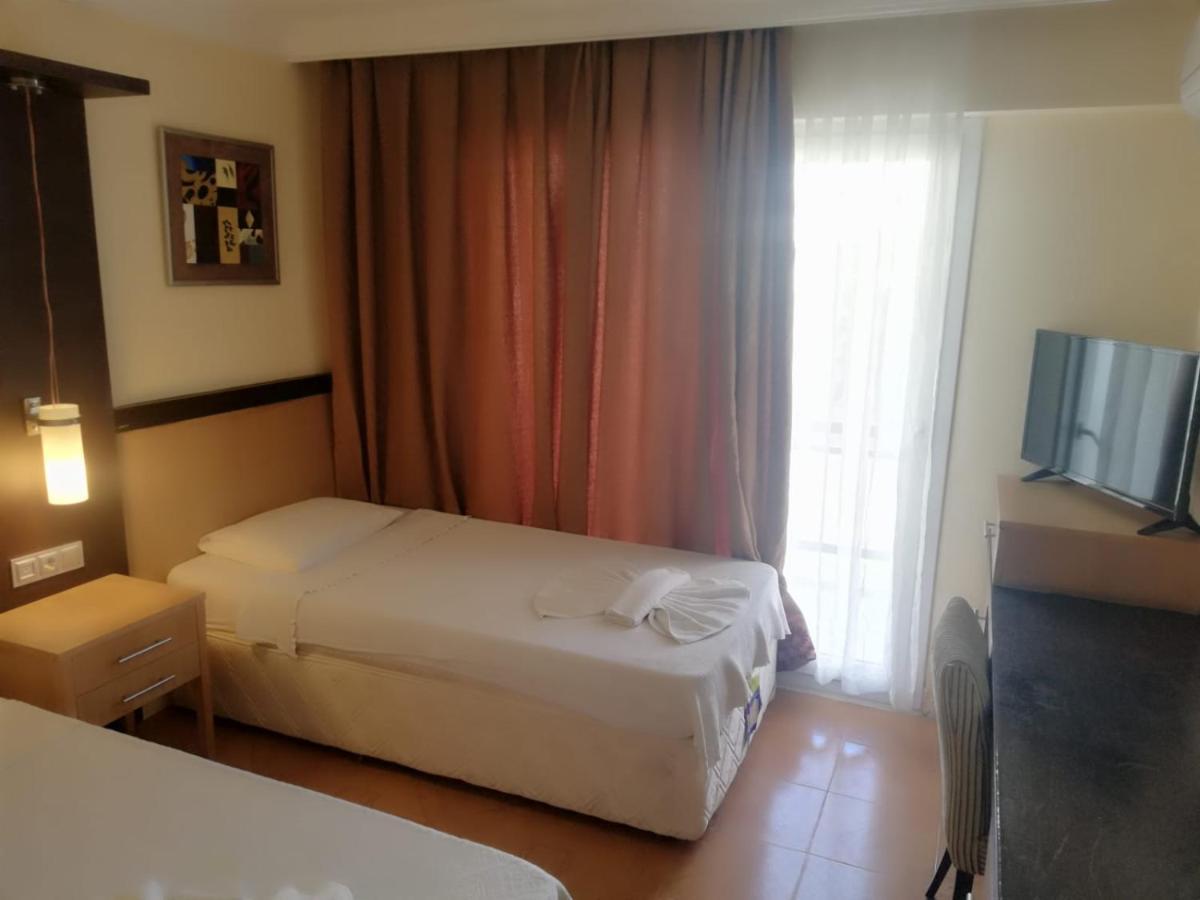 Hotel Santur Kusadası Eksteriør bilde